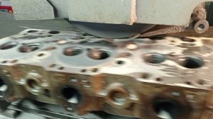 шлифуем головку гбц.