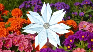 Простое оригами! Украшение из бумажных цветов к 8 марта