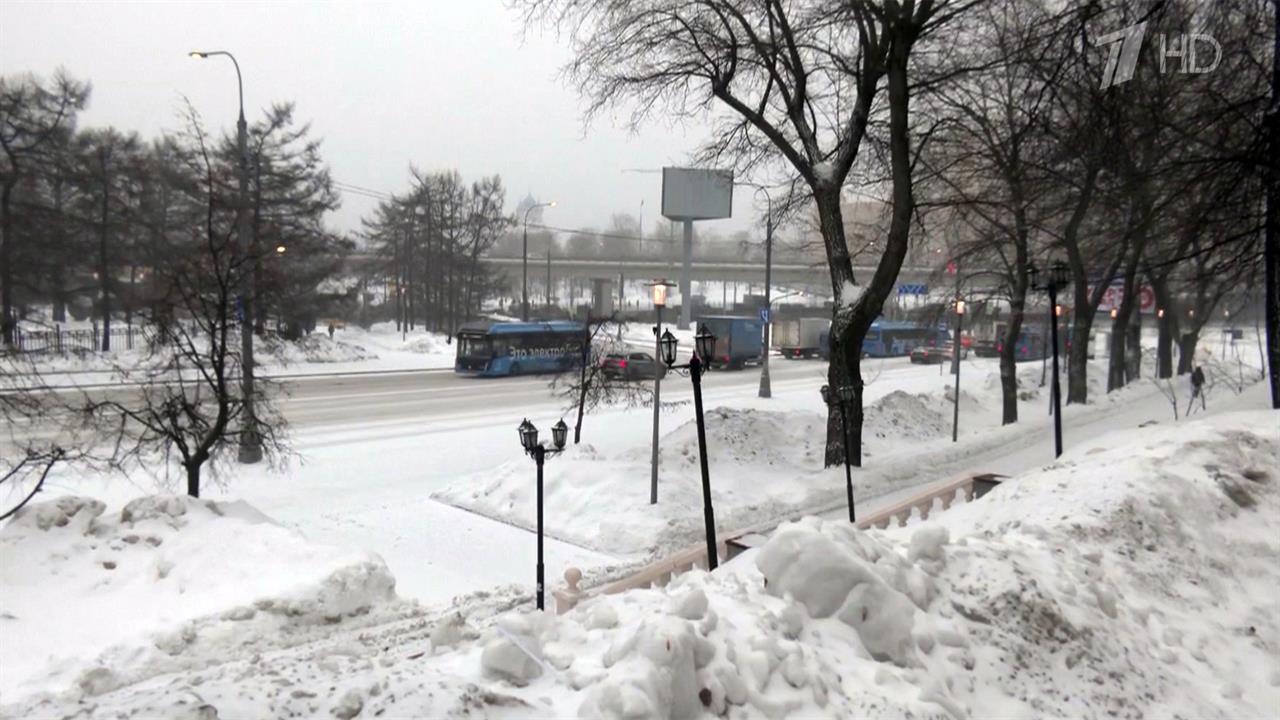 Уже этой ночью столичный регион окажется в центре мощного снегопада смотреть онлайн