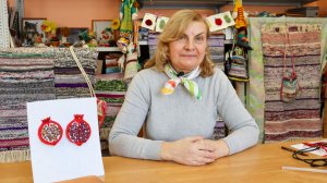 Мастер-класс «Брошь-гранат»