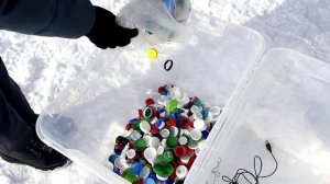 Не мусор, а вторсырье - в Твери прошла зимняя акция экоактивистов