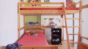 Мужчина регулярно насиловал двух детей своей возлюбленной