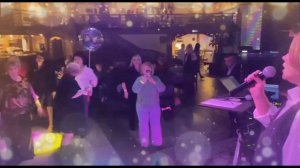 Чужими стали -Светлана Кирей выступление 15 февраля на концерте Алёны Росс и Александра Чурей