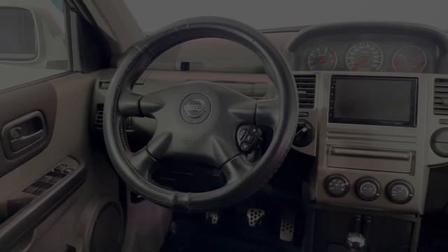 Nissan X-Trail смотреть онлайн