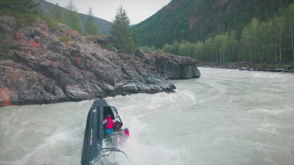 ПЕРЕВЕРНУЛАСЬ ЛОДКА С ЛЮДЬМИ. АЛТАЙ. КАТУНЬ. АРГУТ. ВОДОМЕТНЫЕ ЛОДКИ