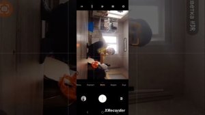 показываю лунную походку Джексона