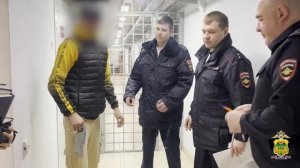 Полиция Армавира по горячим следам задержала уличного грабителя