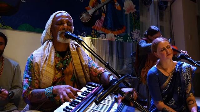 2026.02.16 Rishikesh kirtan Fest Madhava prabhu смотреть онлайн