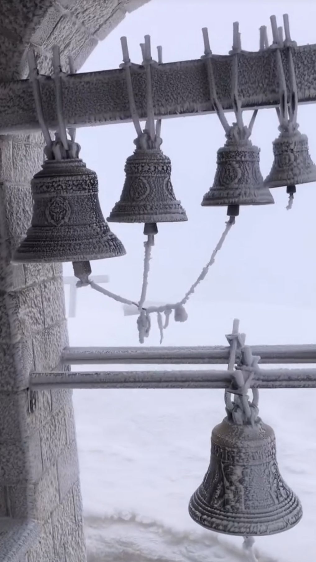 Колокола на вершине Афона зимой!!!