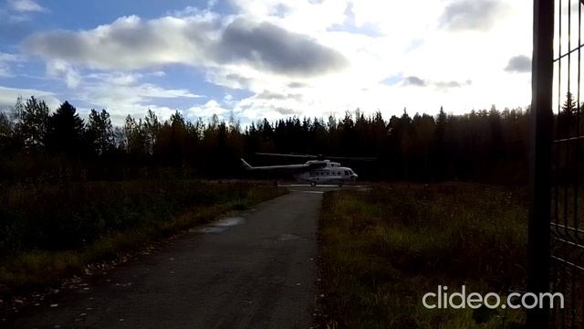 Вертолёты МИ-8 в Петрозаводске.