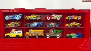 Мультики для детей | 24 машинки Тачки в трейлере Мака — сортировка Молнии Маккуина и друзей