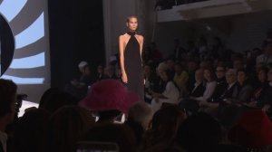 Показ женской коллекции Jean Paul Gaultier весна-лето 2018