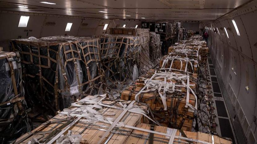 В парламенте Чехии заявили о планах приостановить поставки оружия на Украину смотреть онлайн