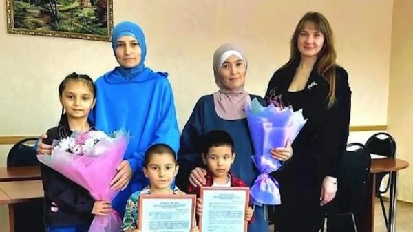 РУССКАЯ ОБЩИНА_ Две квартиры многоженцу! #россия #важное #новости.mp4