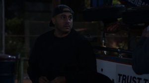 Первый брак Джорджи и Мэнди 2 сезон 4 серия «Грязные руки и забор из проволоки» (сериал, 2026)