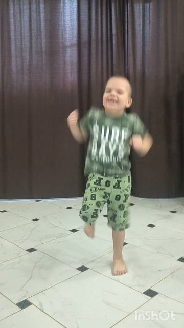 Куриные танцы #танцы #курица