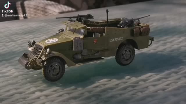 Готовая модель "Скаут М3", масштаб 1:35. смотреть онлайн