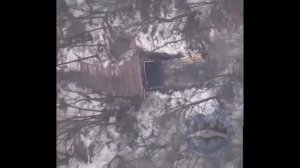 С-400 бьет по хаймарсу. 

Заявляется, как удар двумя ракетами ЗРК С-400 по Himars а Харьковской обла