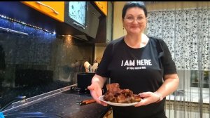 ЖИЗНЬ В СЕЛЕ: НА УЖИН БУДУТ РЕБРЫШКИ