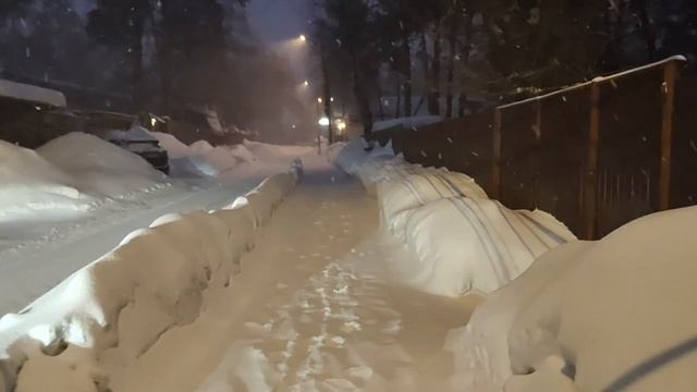 ОБСУДИМ ПОЧЕМУ ЛЮДИ СЕБЯ ВЕДУТ ТАК НА ПРОСТОРАХ ИНТЕРНЕТА смотреть онлайн