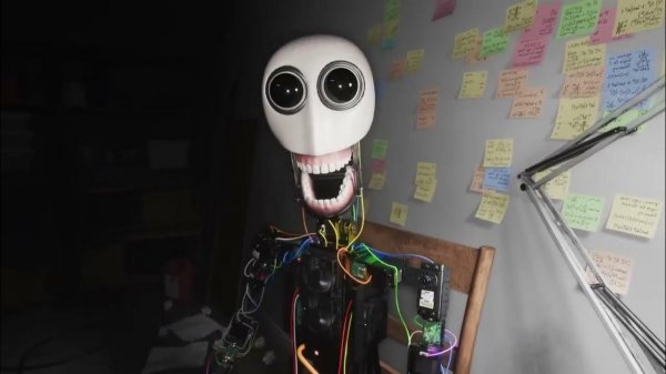 ОСОЗНАННЫЙ РОБОТ С ИСКУСТВЕННЫМ ИНТЕЛЕКТОМ СБЕЖАЛ