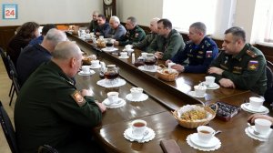 Патриотизм, верность долгу и присяге: ветераны Афгана и СВО стали гостями мэрии столицы Хакасии