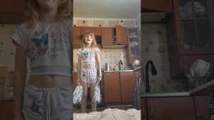 как я не показываю свой нос, но это была 🤣 шутка, как я занимаюсь черлидингом💗