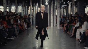 Показ женской коллекции Michael Kors осень-зима 2023-2024