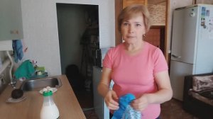 Жизнь в Деревне. Каждый занят своим делом.