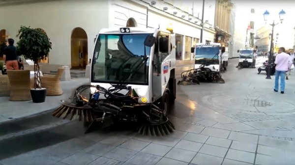 Миллионы для экономики или шизоидность урбанизма: кто и зачем зовет мигрантов в Россию