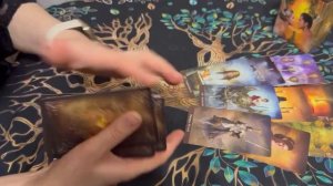 Выйдет ли она на связь? Расклад для мужчин!