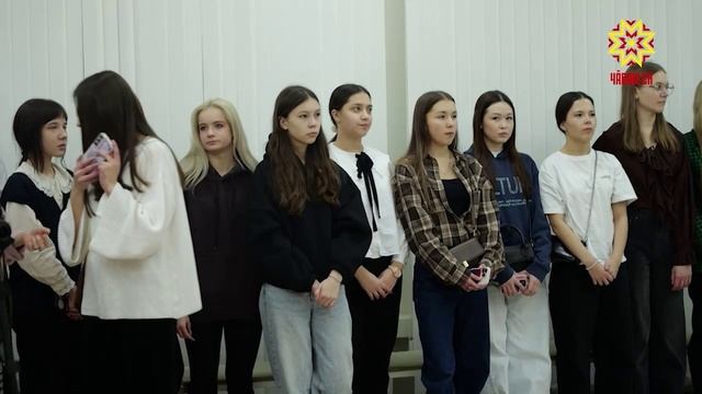 Культурно-выставочный центр «Радуга» представляет книжную графику Виталия Петрова смотреть онлайн