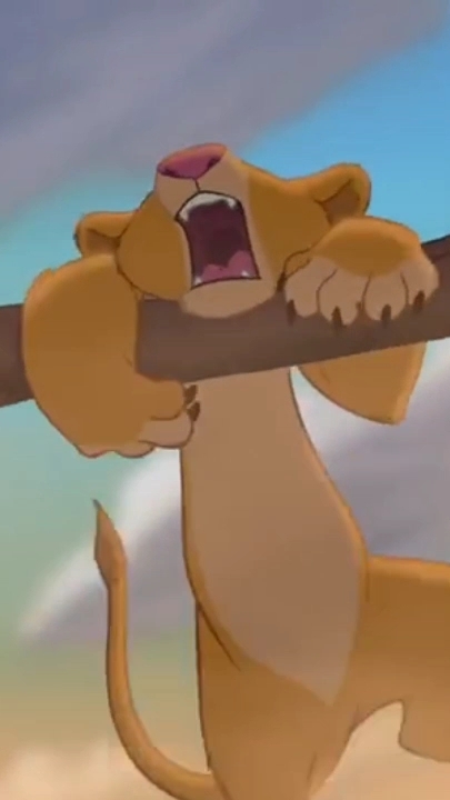 Муфаса спасает Симбу, но как он сам? Король Лев