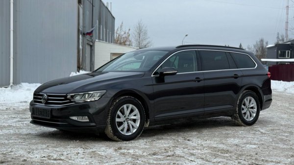 Volkswagen Passat B8 Variant по цене VW Golf. 1.5TSI-150hp DSG. Авто в наличии из Германии. 2022г.