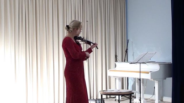 Г. Свиридов - Музыка из к-ф - Время вперед - Валерия Стемасова