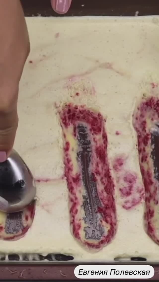 Простой рецепт домашнего сливочного мороженого