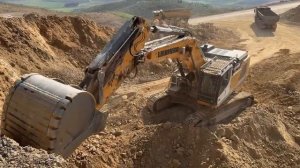 Совершенно новые погрузчики-экскаваторы Liebherr 945 -