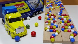 РАЗВИВАЮЩЕЕ ДЛЯ ДЕТЕЙ ГОНКА ШАРИКОВ СКЛОН HABA РЕТРО ГРУЗОВИК КАТАЕТСЯ СИНИЙ ТРАКТОР