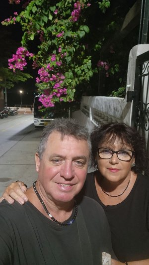 #Ночной рынок и магазин косметики, продолжение.