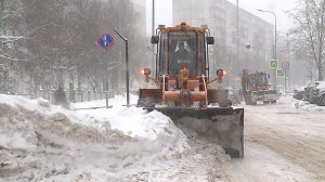 (Рыбинск-40) УБОРКА ПО-КРУПНОМУ НА УЛИЦЕ МОТОРОСТРОИТЕЛЕЙ