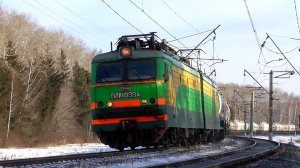 ВЛ11К-039 с грузовым поездом