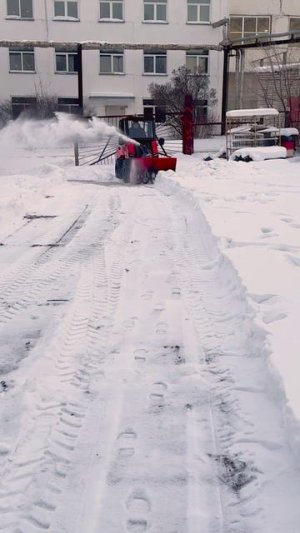 ❄️ Один проезд — и снега нет! Мини-Погрузчик RED Super