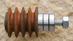 Самодельный трубогиб из изолятора и подшипников: Мощный инструмент своими руками.