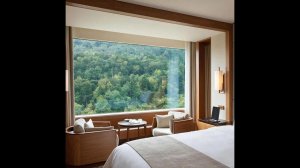 Шикарный номер, как и вся гостиница, пять звёзд. Только я здесь как гость или как пленник?