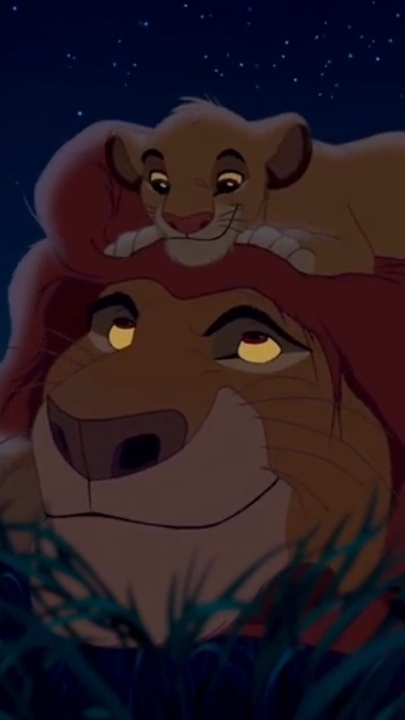 Симба с Муфасой мирятся, а в это время Шрам затевает нечистое. Король Лев