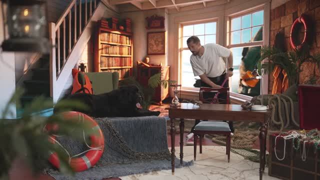 Чистое море, пробиотики из водорослей и жизнь без аллергии | Смотритель маяка с Романом Маякиным смотреть онлайн