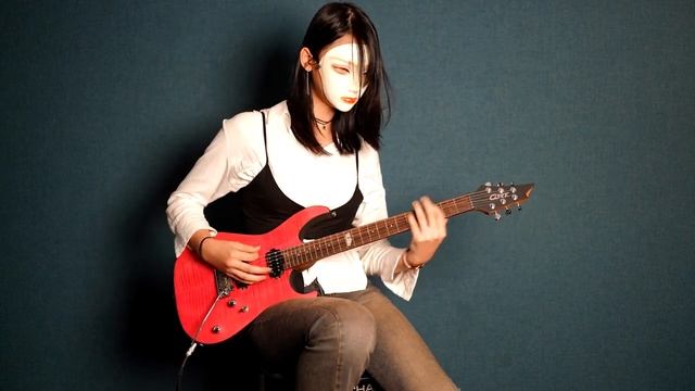 があの名曲の一発撮りにチャレンジ！Cort NCT-01でザックザクのメタルギタートーン炸裂！X JAPAN、ラウドネス、メタリカ、メガデスを弾きこなすメタルな彼女が選んだ1曲とは⁉︎ смотреть онлайн