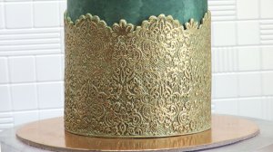 Роскошный ажурный узор на покрытие торта