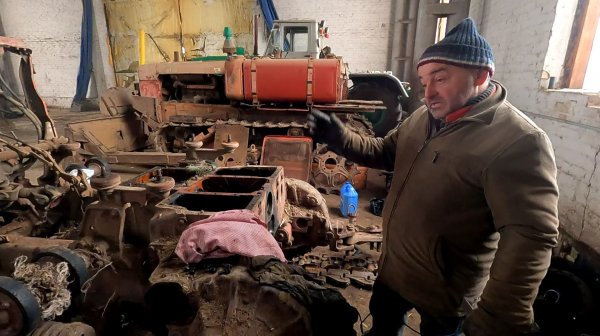 Вот они первые "подводные камни" на ремонте! У Василия проблемы!