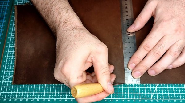 Ключница из натуральной кожи